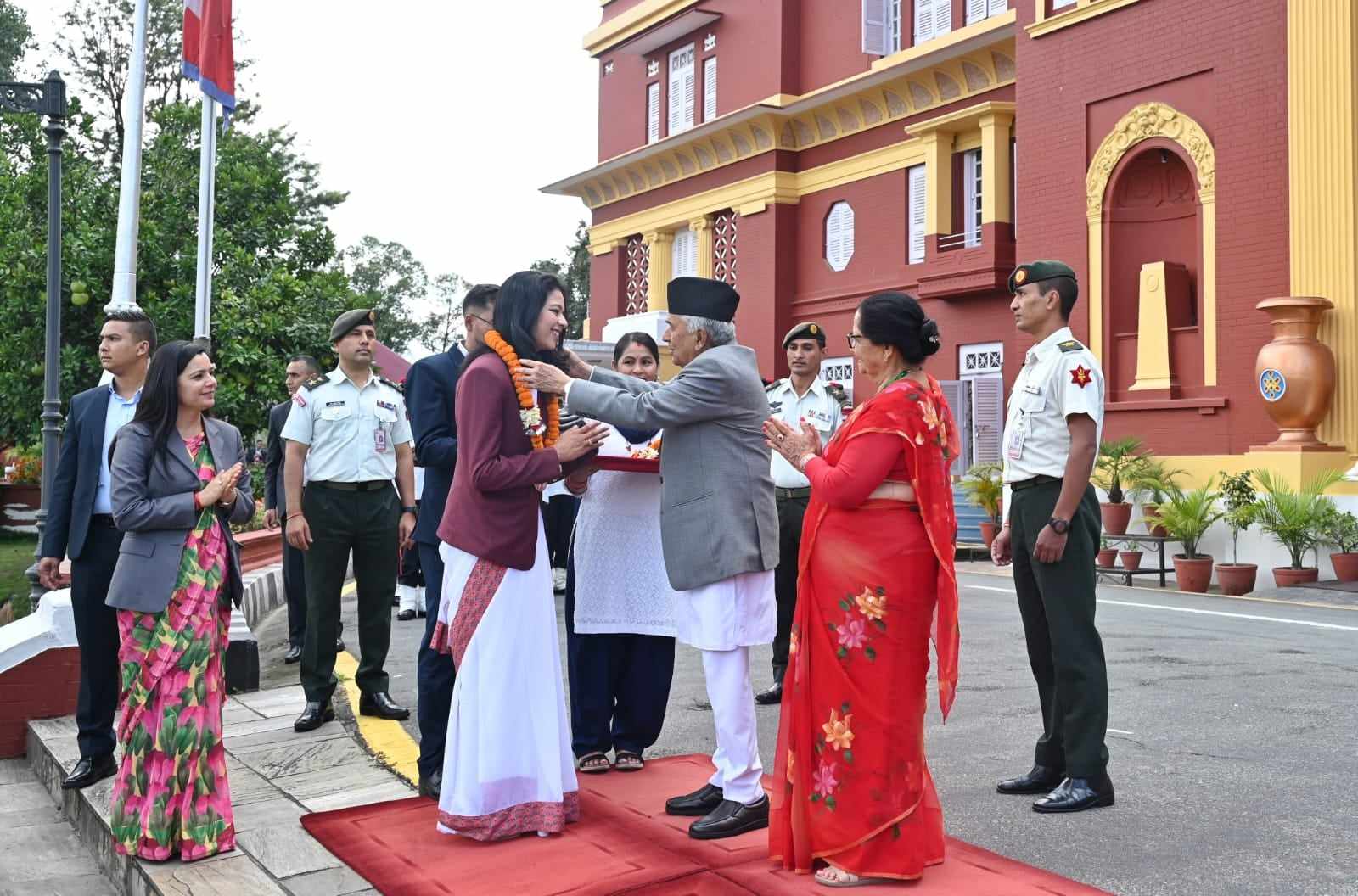 Palesha-पलेशा-गोवर्धन-President-Rewarding.jpg